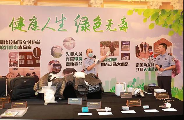 鋰<a href='http://www.tongtaia.cn' title='電池運(yùn)輸' >電池運(yùn)輸</a>