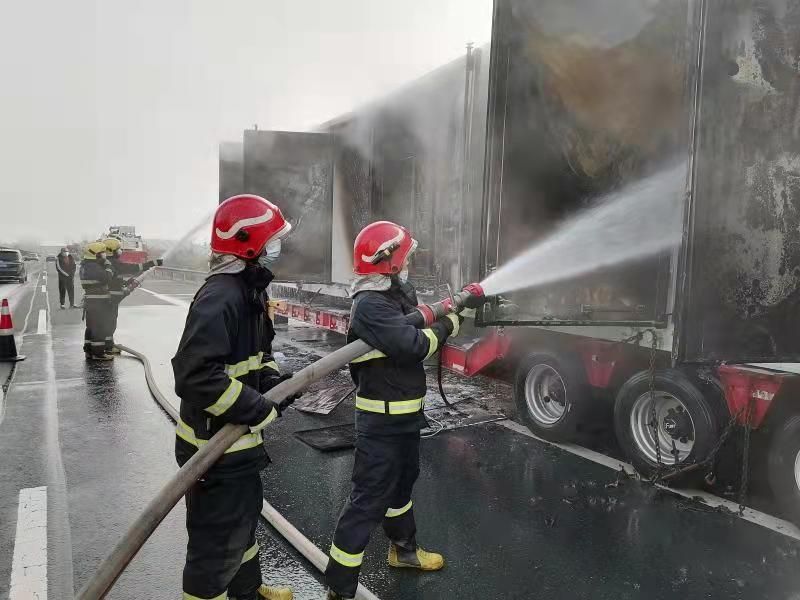 鋰<a href='http://www.tongtaia.cn' title='電池貨運(yùn)' >電池貨運(yùn)</a>